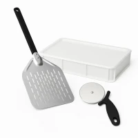 Starter Kit per la cottura della pizza ScandiCrust con pala per pizza, taglia pizza e scatola per la lievitazione dell\'impasto.