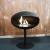 Piedistallo Cocoon in nero con base nera